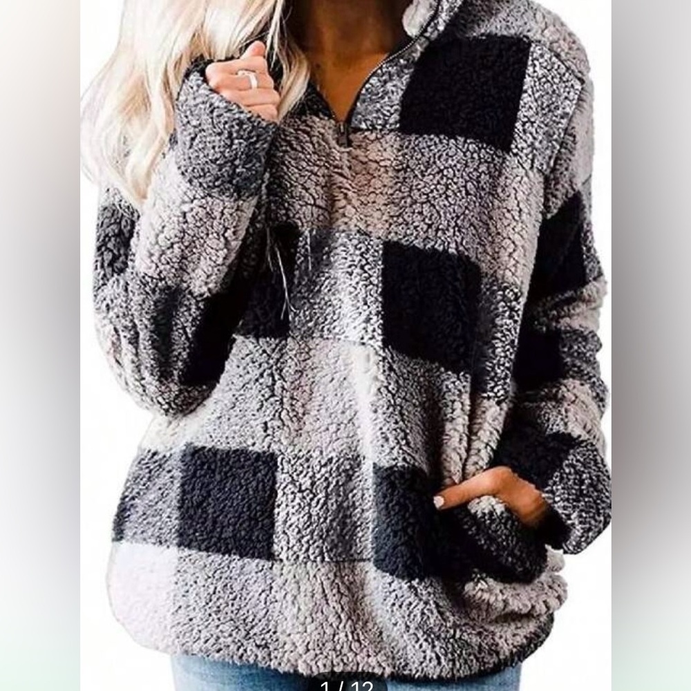 Cozy 1/4 zip buffalo plaid sweatshirt